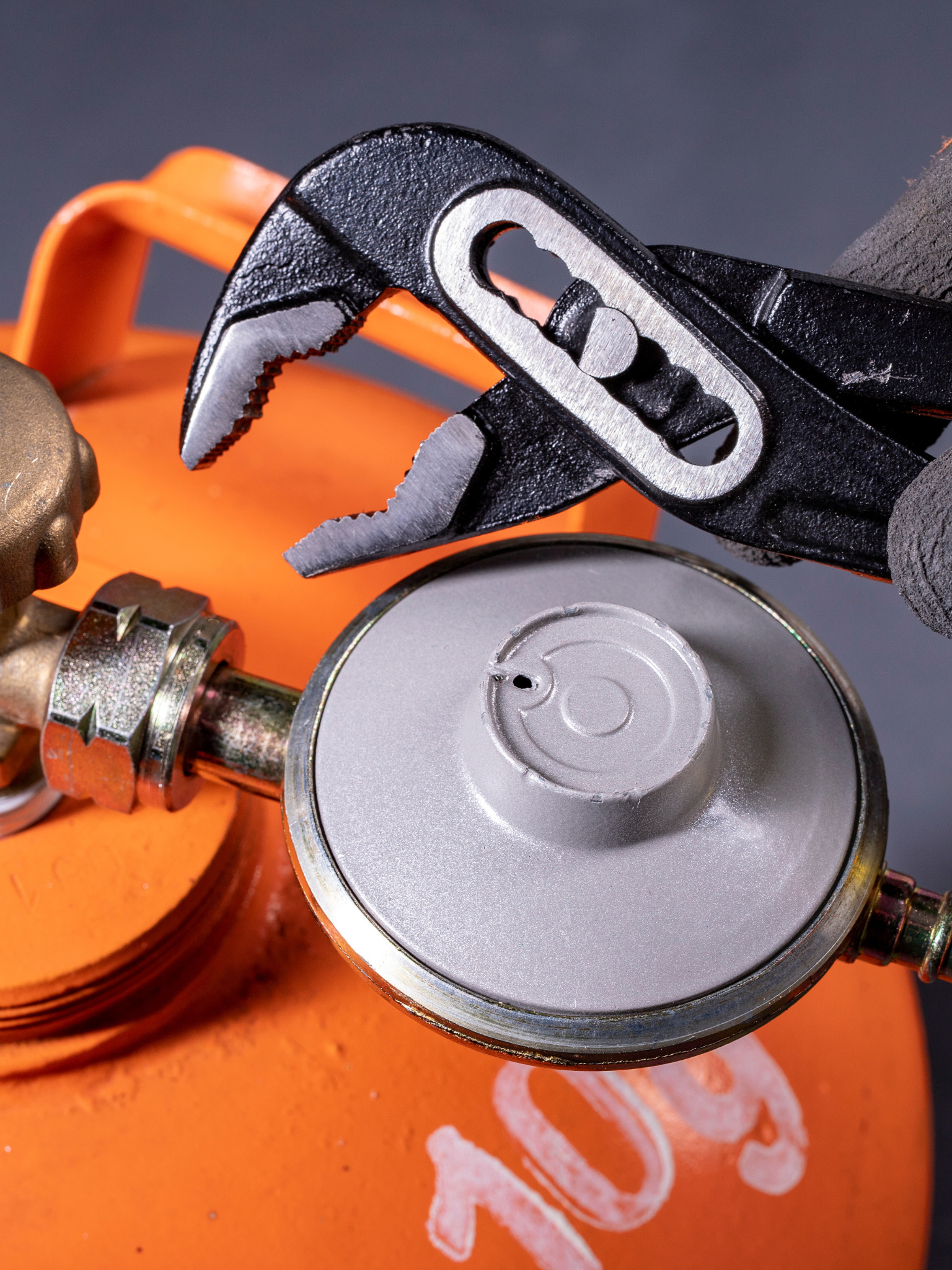 gas safe registered engineer near me Mexborough, S64